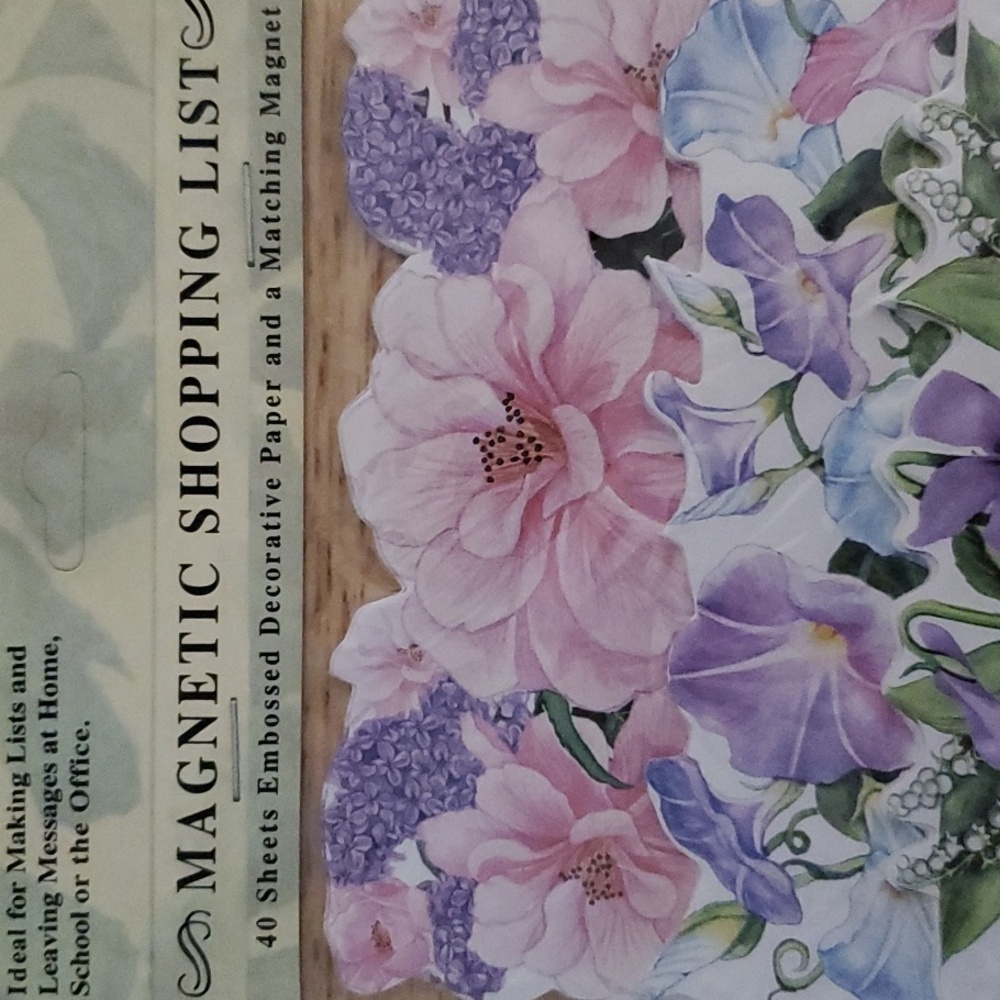 Rose Embossed Note Paper - Picture 3 of 6